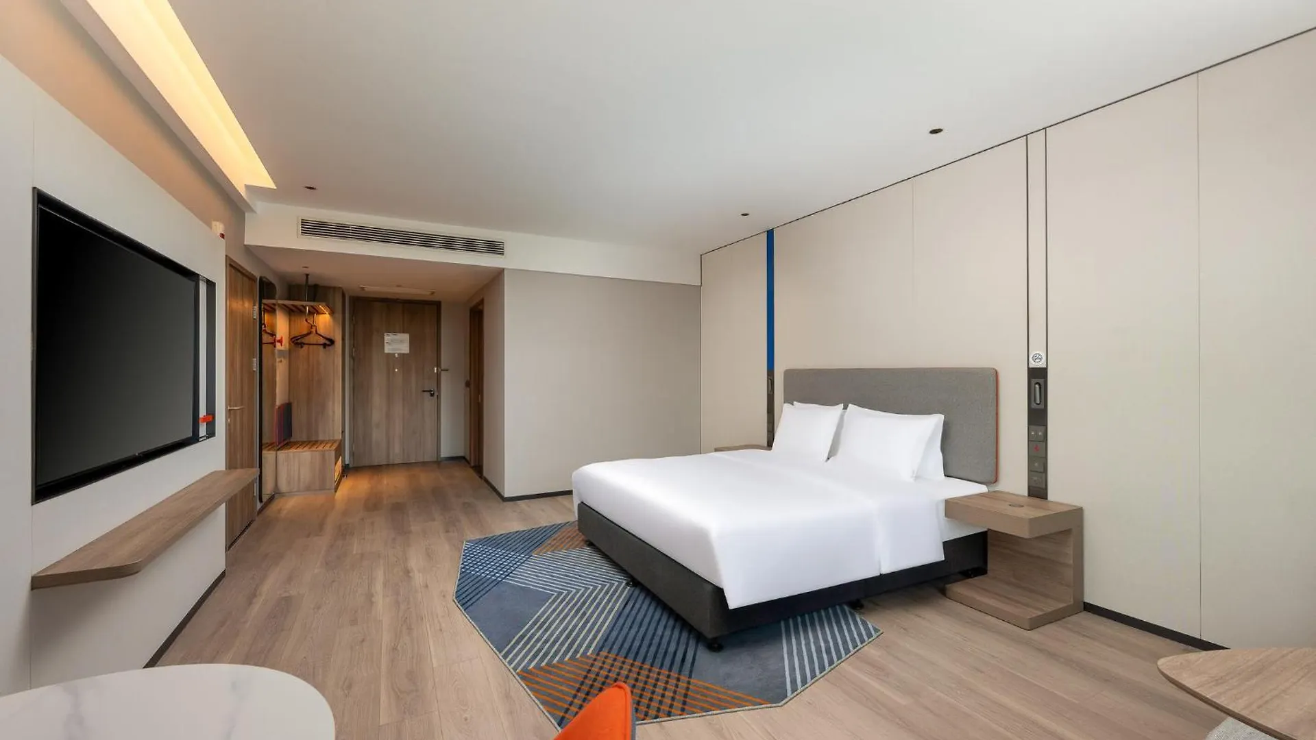 Holiday Inn Express Luoyang Longmen By Ihg