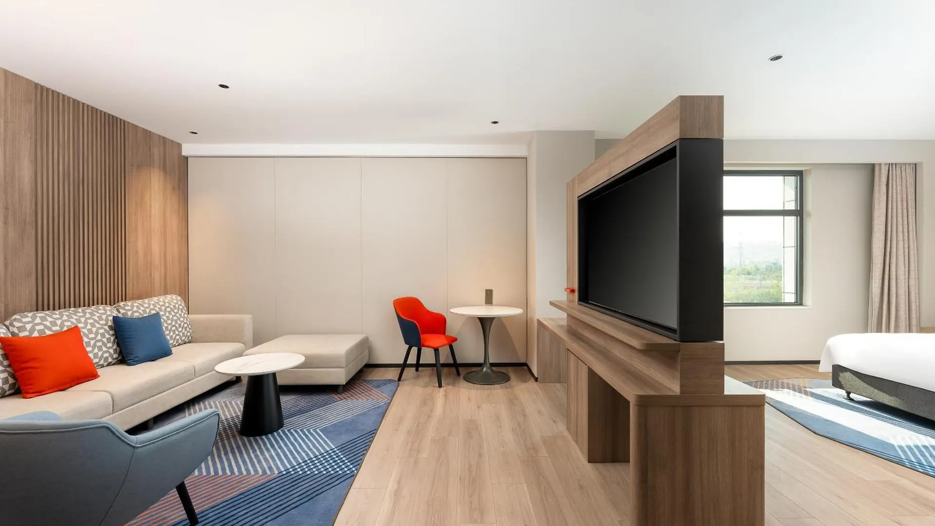 Holiday Inn Express Luoyang Longmen By Ihg