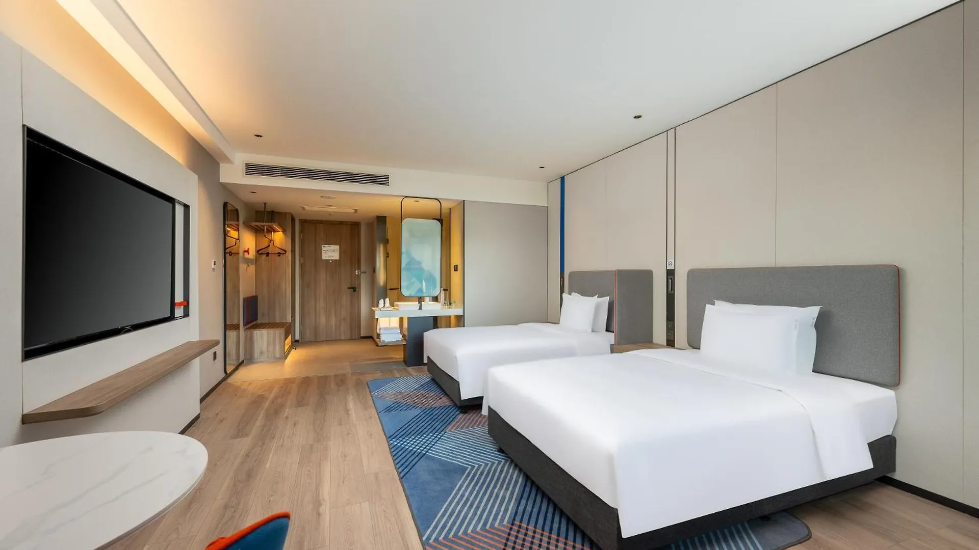 Holiday Inn Express Luoyang Longmen By Ihg 4*, Luo-jang