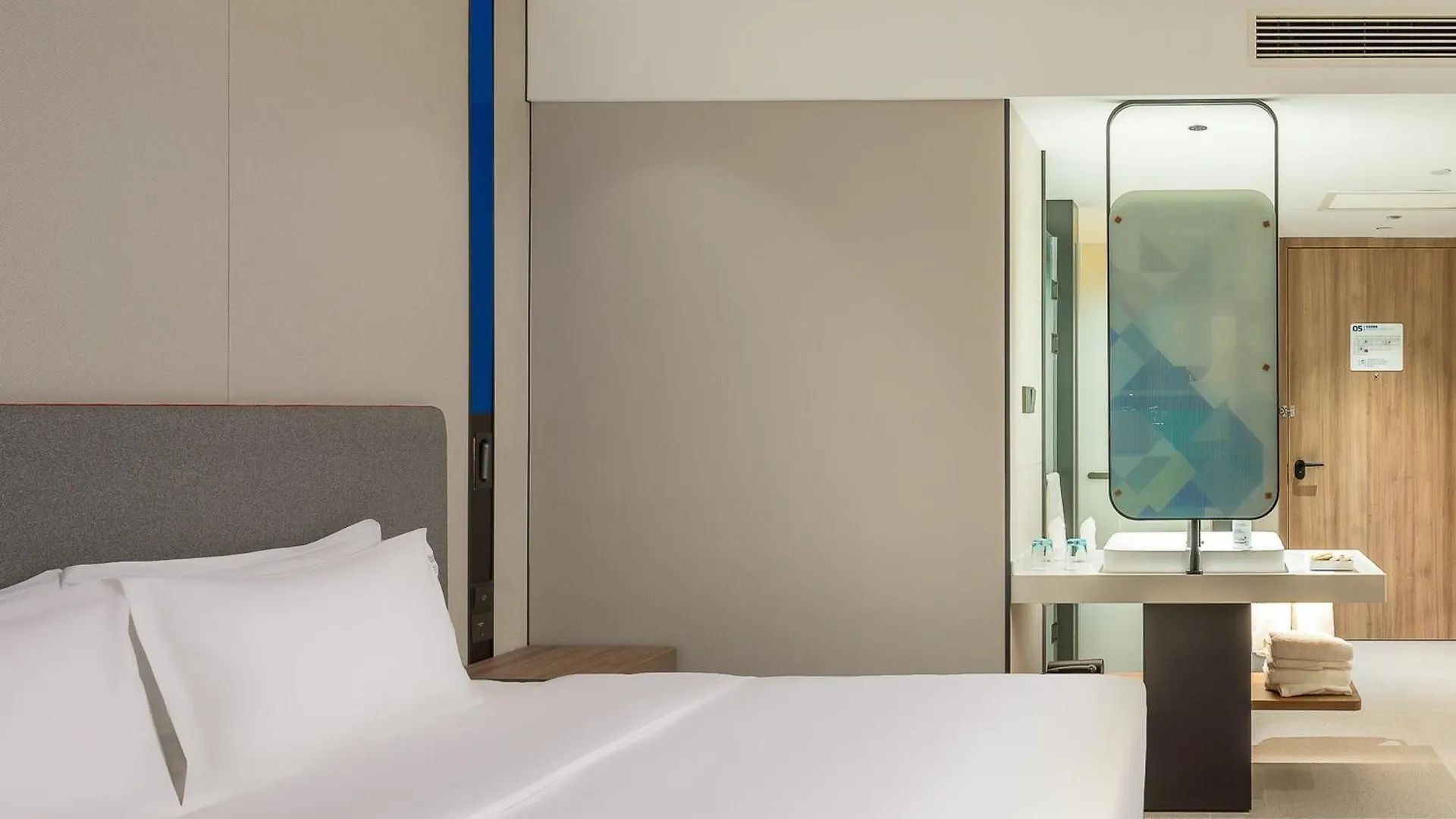 Holiday Inn Express Luoyang Longmen By Ihg China